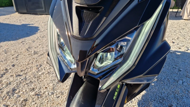 Kymco AK 550 EDITION 1/ACRAPOVIC/OHLINS/12Х.КМ/НОВ/НОВ, снимка 5 - Мотоциклети и мототехника - 52997500