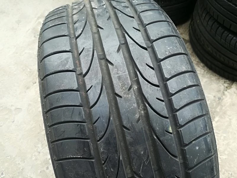 Гуми Летни 245/45R17, снимка 2 - Гуми и джанти - 21506265