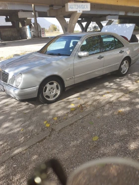 Mercedes-Benz E 250 W210 , снимка 5