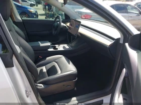 Tesla Model Y Long Range Dual Motor All-Wheel Drive, снимка 5