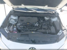 Toyota Camry 2.5l Le, снимка 10