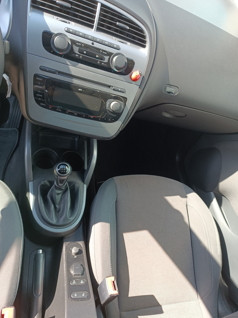 Seat Altea 1.9TDI XL Facelift 157000km! , снимка 14 - Автомобили и джипове - 45928635
