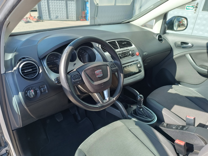 Seat Altea 1.9TDI XL Facelift 157000km! , снимка 13 - Автомобили и джипове - 45928635
