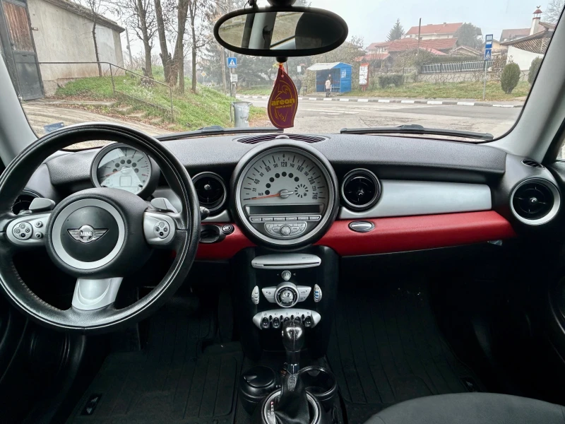 Mini Cooper 1.6i-Автоматик , снимка 15 - Автомобили и джипове - 48360918