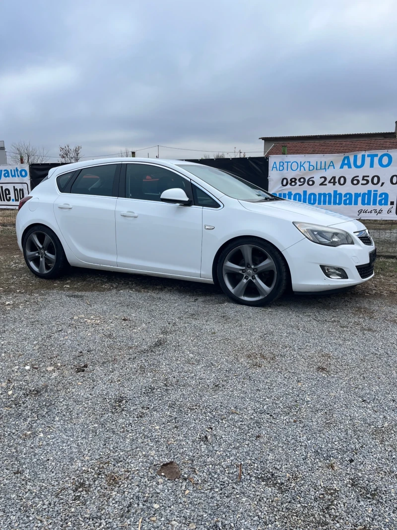 Opel Astra 1.6 TURBO, снимка 1 - Автомобили и джипове - 48289560