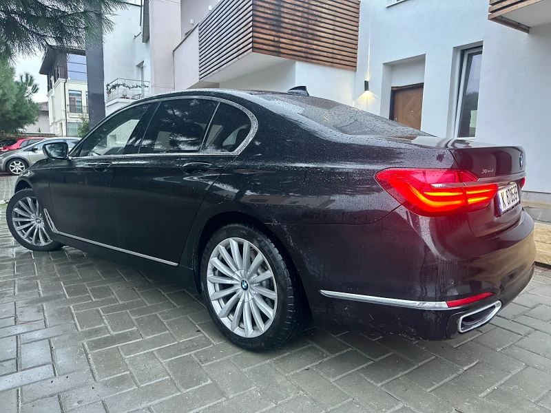 BMW 730 d X-drive Дистроник, Масаж, Подгр, Камера, ФУЛ ИСТ, снимка 4 - Автомобили и джипове - 48426543