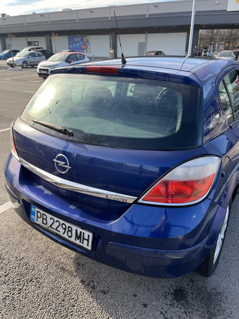 Opel Astra 1.7 CDTi, снимка 4 - Автомобили и джипове - 48612842