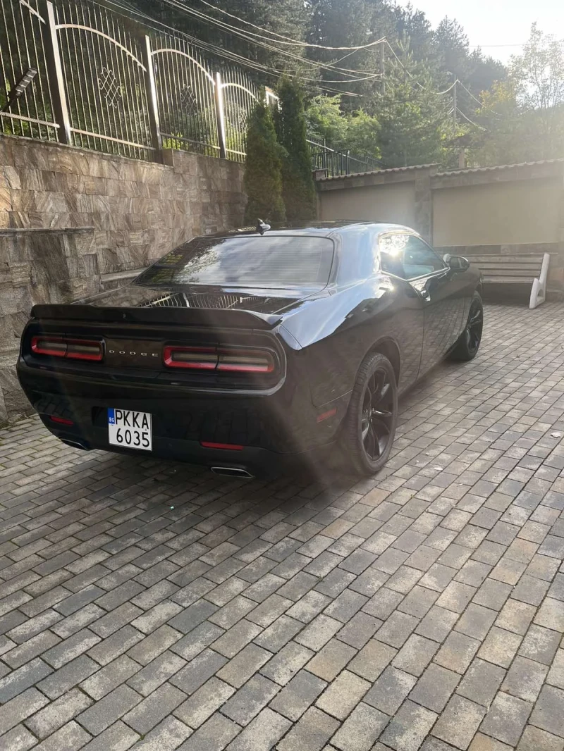 Dodge Challenger 3600, снимка 2 - Автомобили и джипове - 52332573