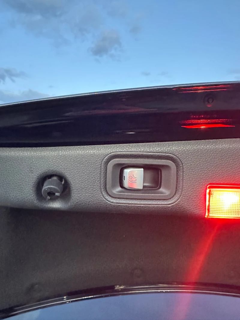 Mercedes-Benz E 350, снимка 11 - Автомобили и джипове - 52149090