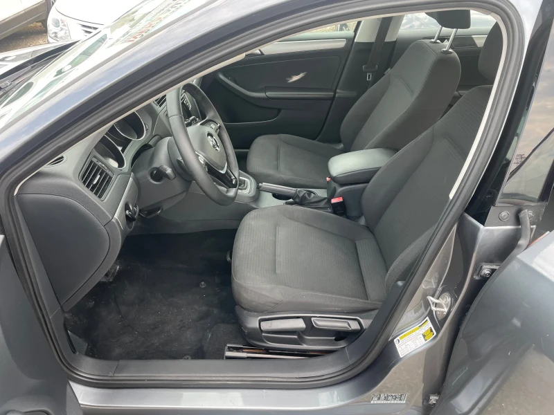 VW Jetta 1.4Tsi 150hp, снимка 10 - Автомобили и джипове - 51249986