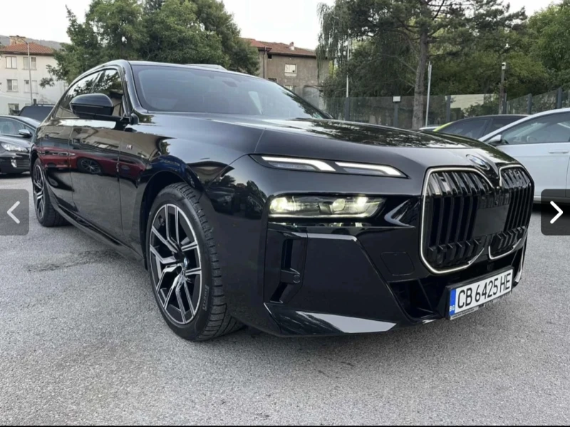 BMW 740 М-Спорт Лонг, снимка 3 - Автомобили и джипове - 51979386