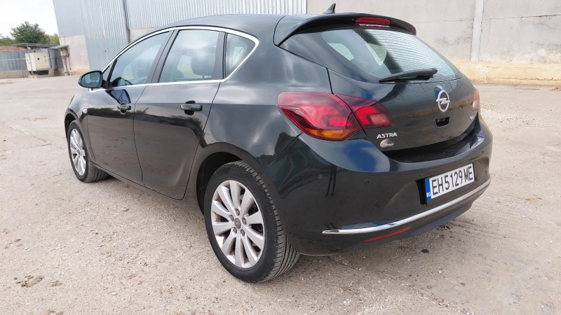 Opel Astra 1.7cdti 131ps, снимка 6 - Автомобили и джипове - 52078583