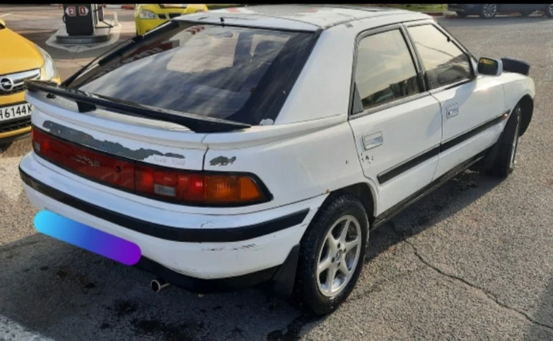 Mazda 323 1.8 GT, снимка 3 - Автомобили и джипове - 54604900