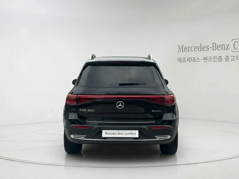 Mercedes-Benz EQB 4Matic Progressive, снимка 4 - Автомобили и джипове - 55800800