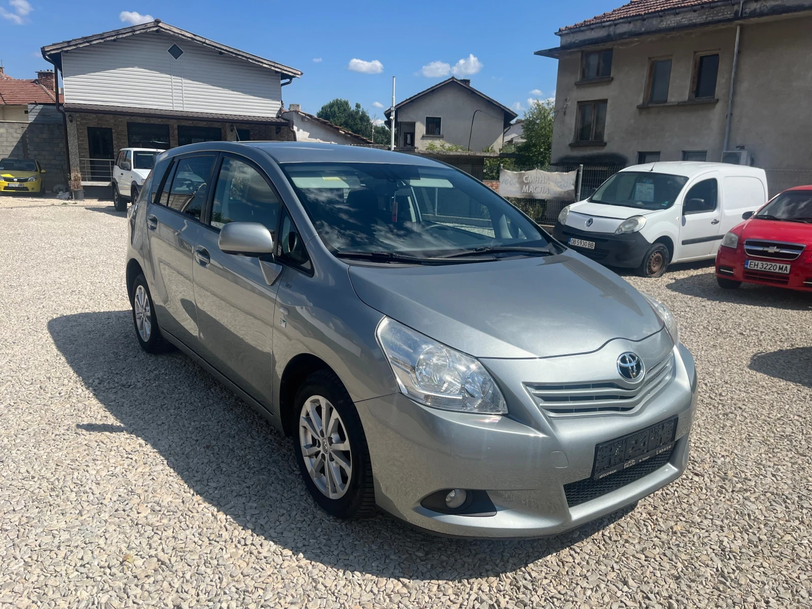 Toyota Corolla verso 2.0 126 Full/КАМЕРА/НАВИ - изображение 2