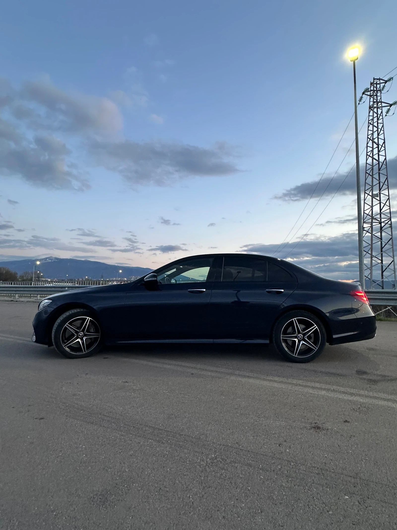 Mercedes-Benz E 350  - изображение 6