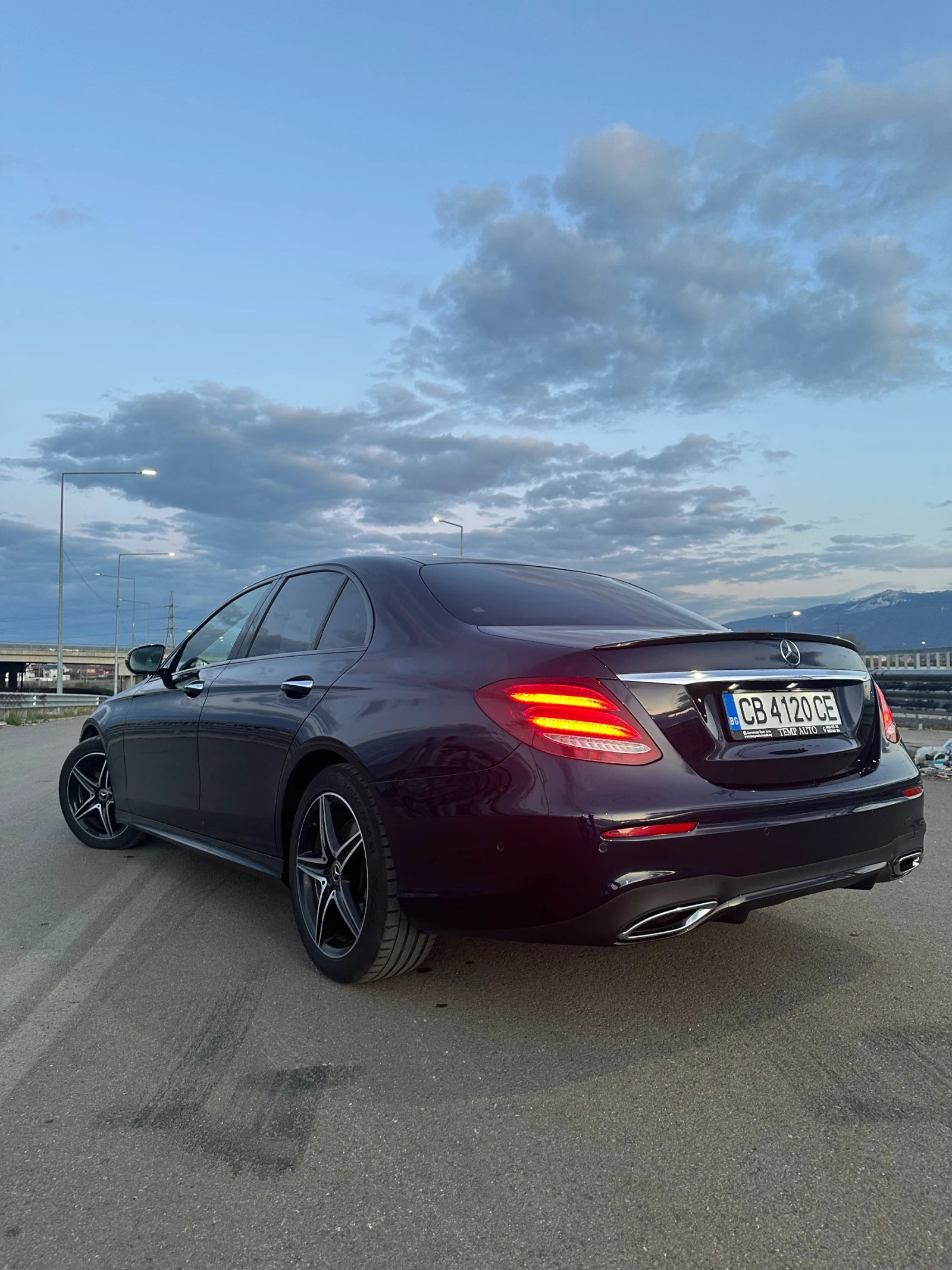 Mercedes-Benz E 350  - изображение 5