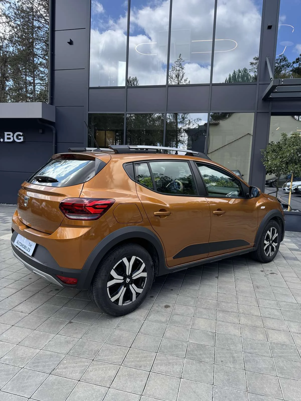 Dacia Sandero БЕНЗИН/ГАЗ - изображение 7
