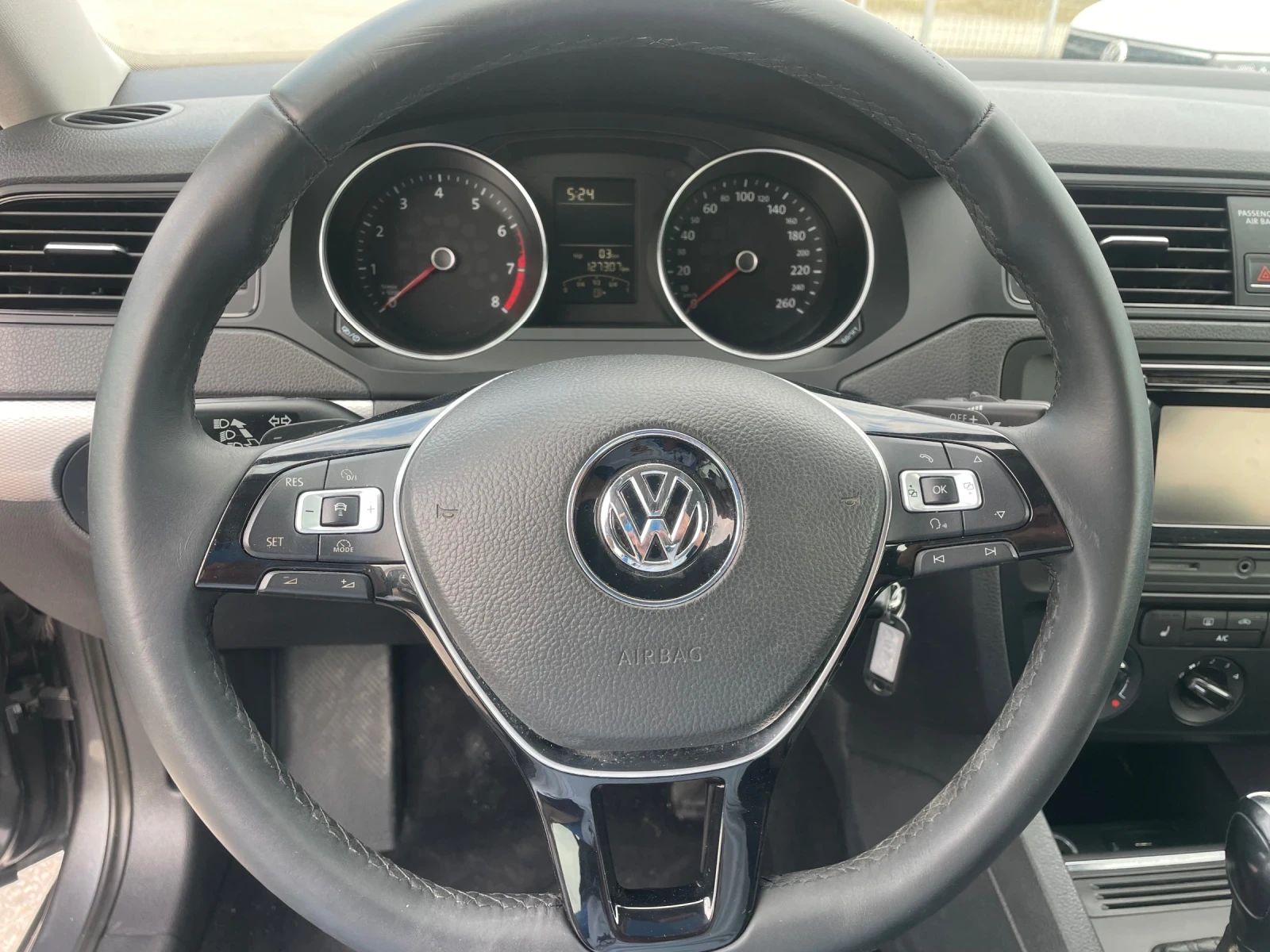 VW Jetta 1.4Tsi 150hp - изображение 8