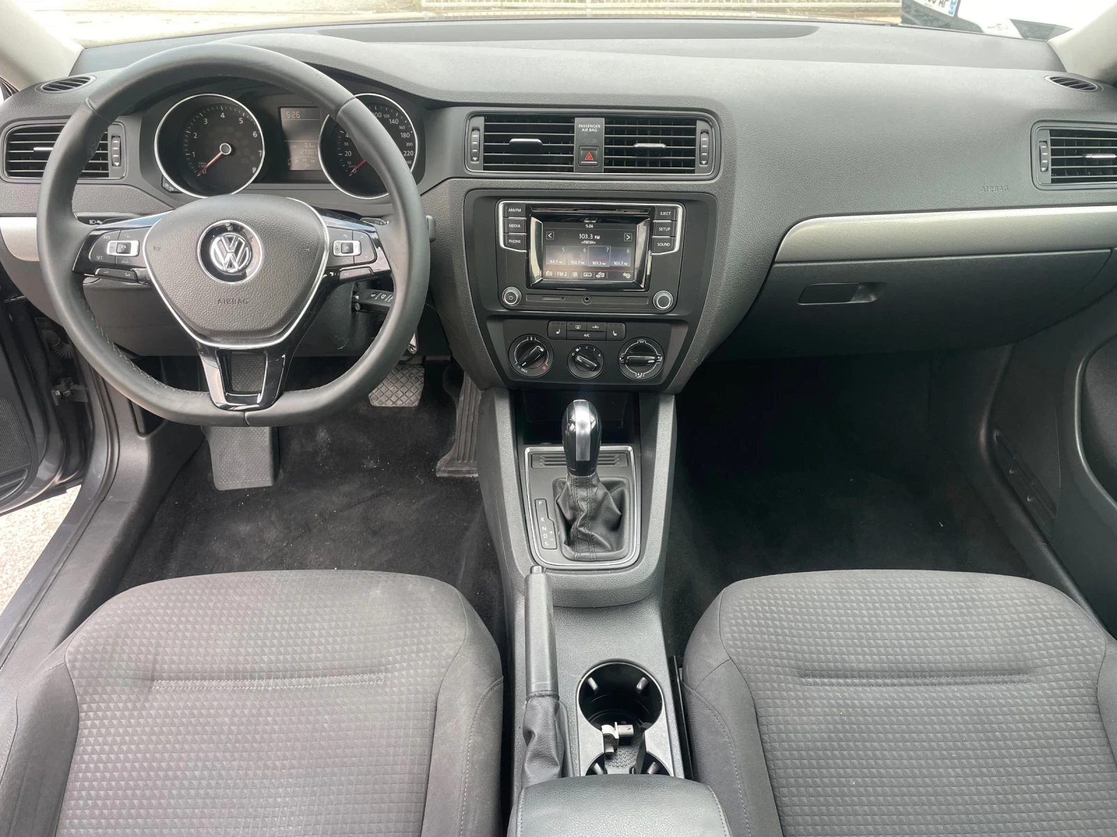 VW Jetta 1.4Tsi 150hp - изображение 9