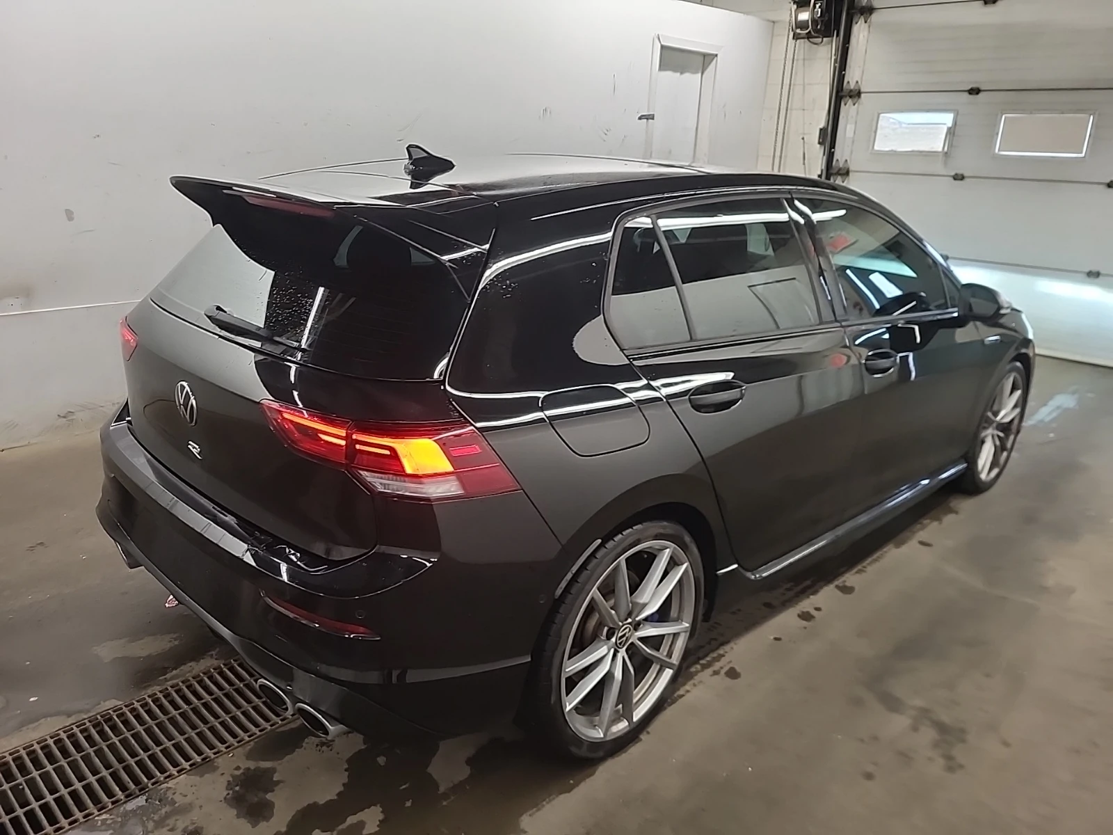 VW Golf * R-LINE* CARFAX * БЕЗ ПЪРВОНАЧАЛНА ВНОСКА - изображение 4