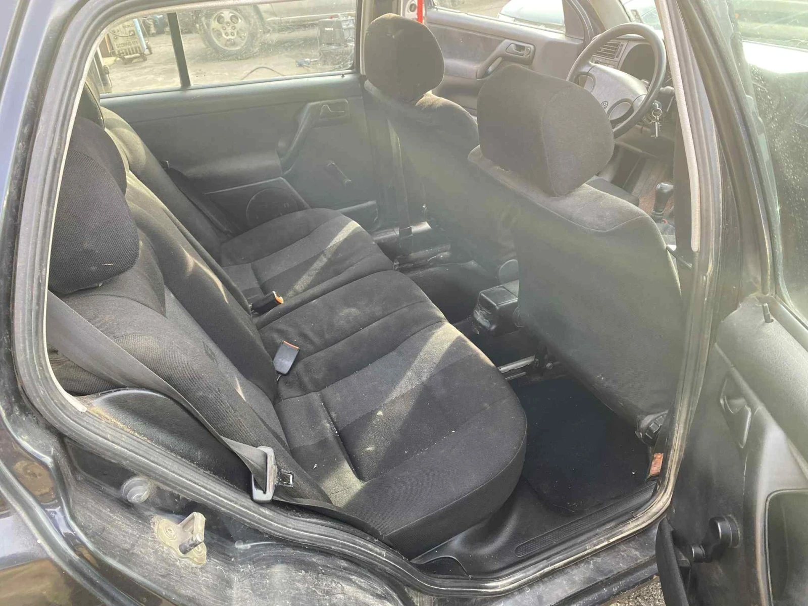 VW Golf  - изображение 9