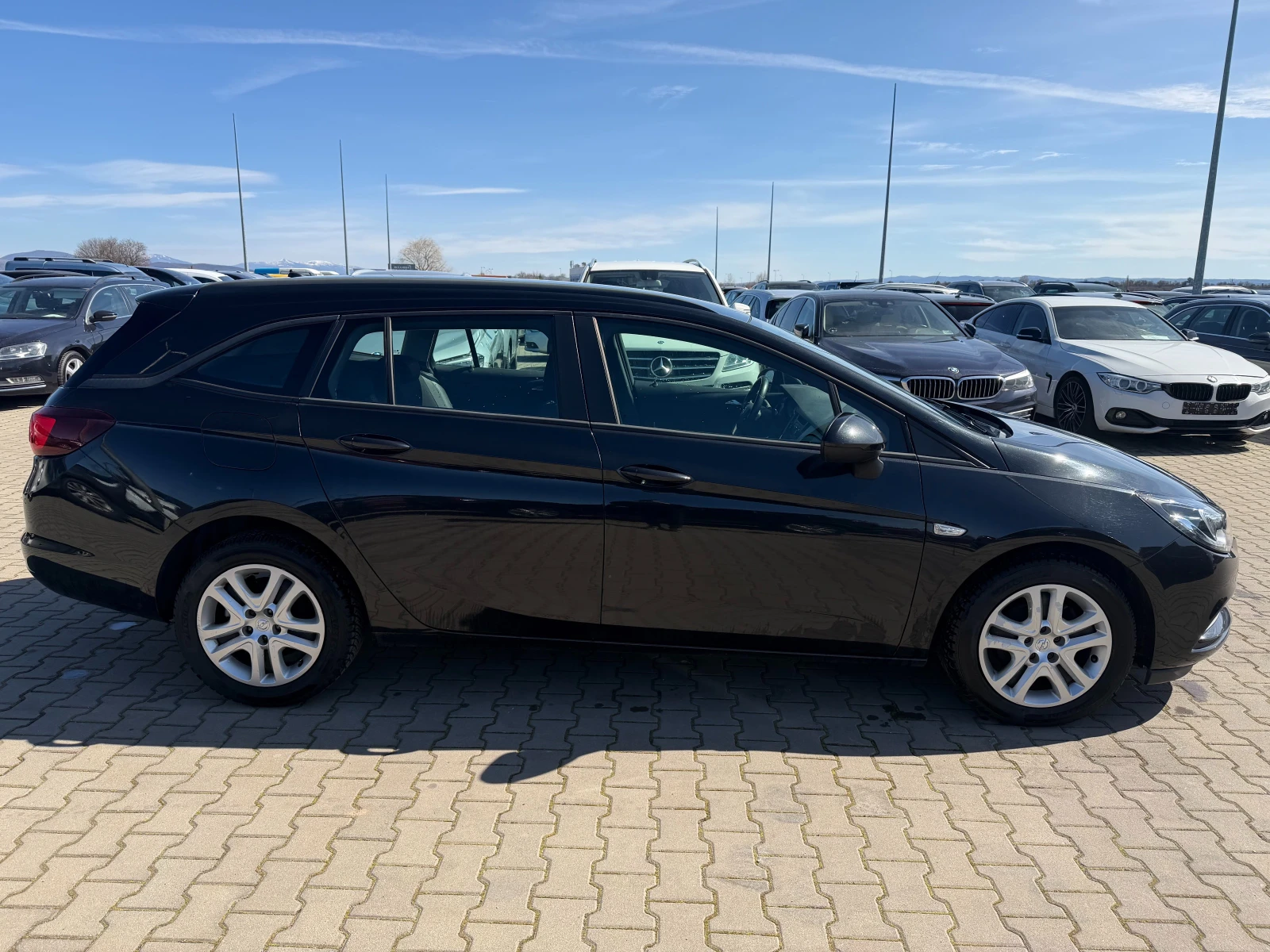 Opel Astra 1.6CDTI EURO 6, снимка 5 - Автомобили и джипове - 53768009