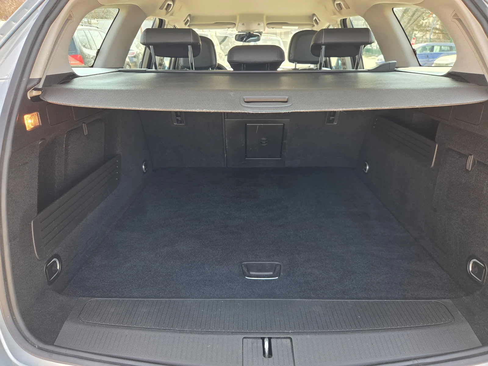 Opel Astra 1.4i 140k.c Facelift Cosmo  Швейцария, снимка 15 - Автомобили и джипове - 53874935