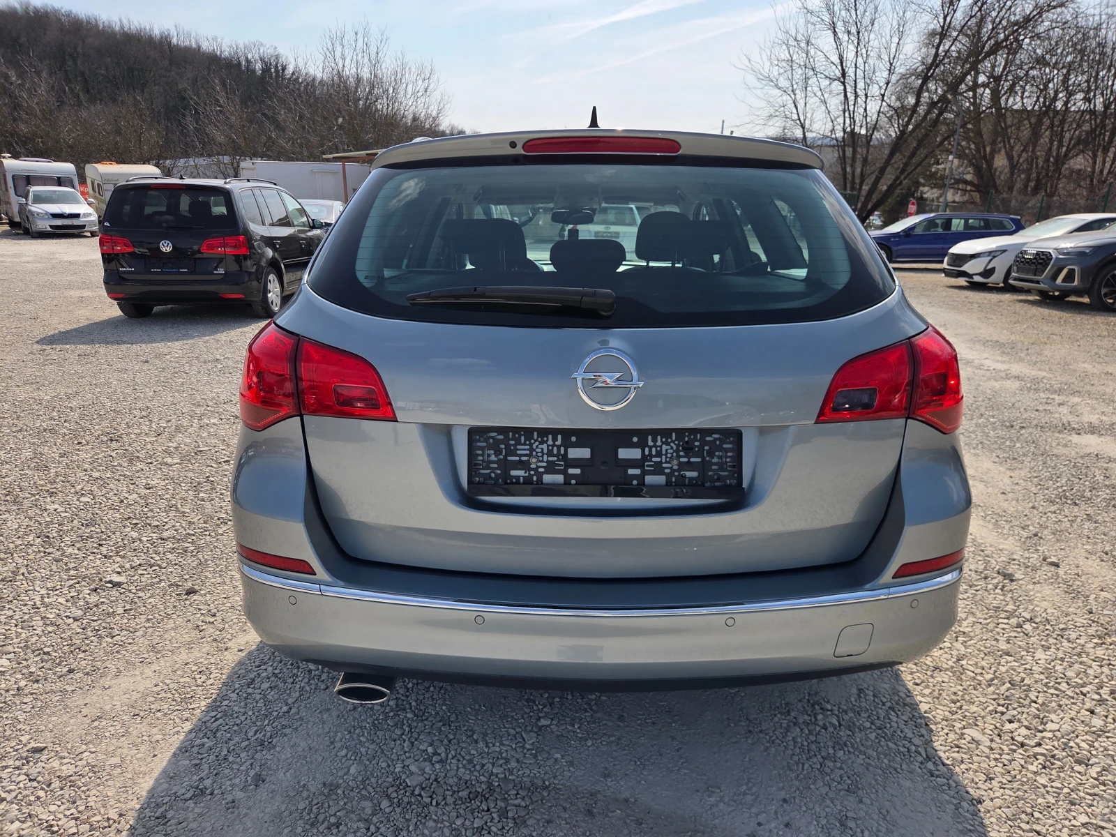 Opel Astra 1.4i 140k.c Facelift Cosmo  Швейцария, снимка 5 - Автомобили и джипове - 53874935