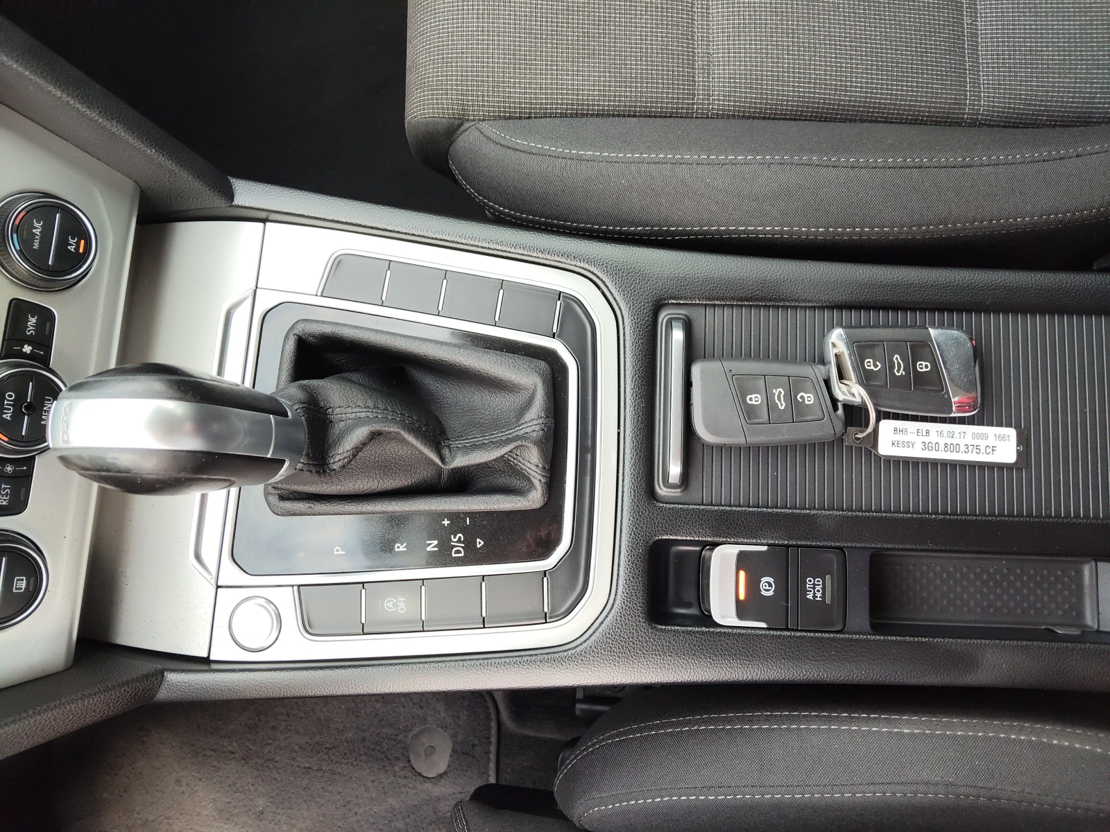 VW Passat 8 2, 0TDI 150ps DSG 6, снимка 10 - Автомобили и джипове - 53877318