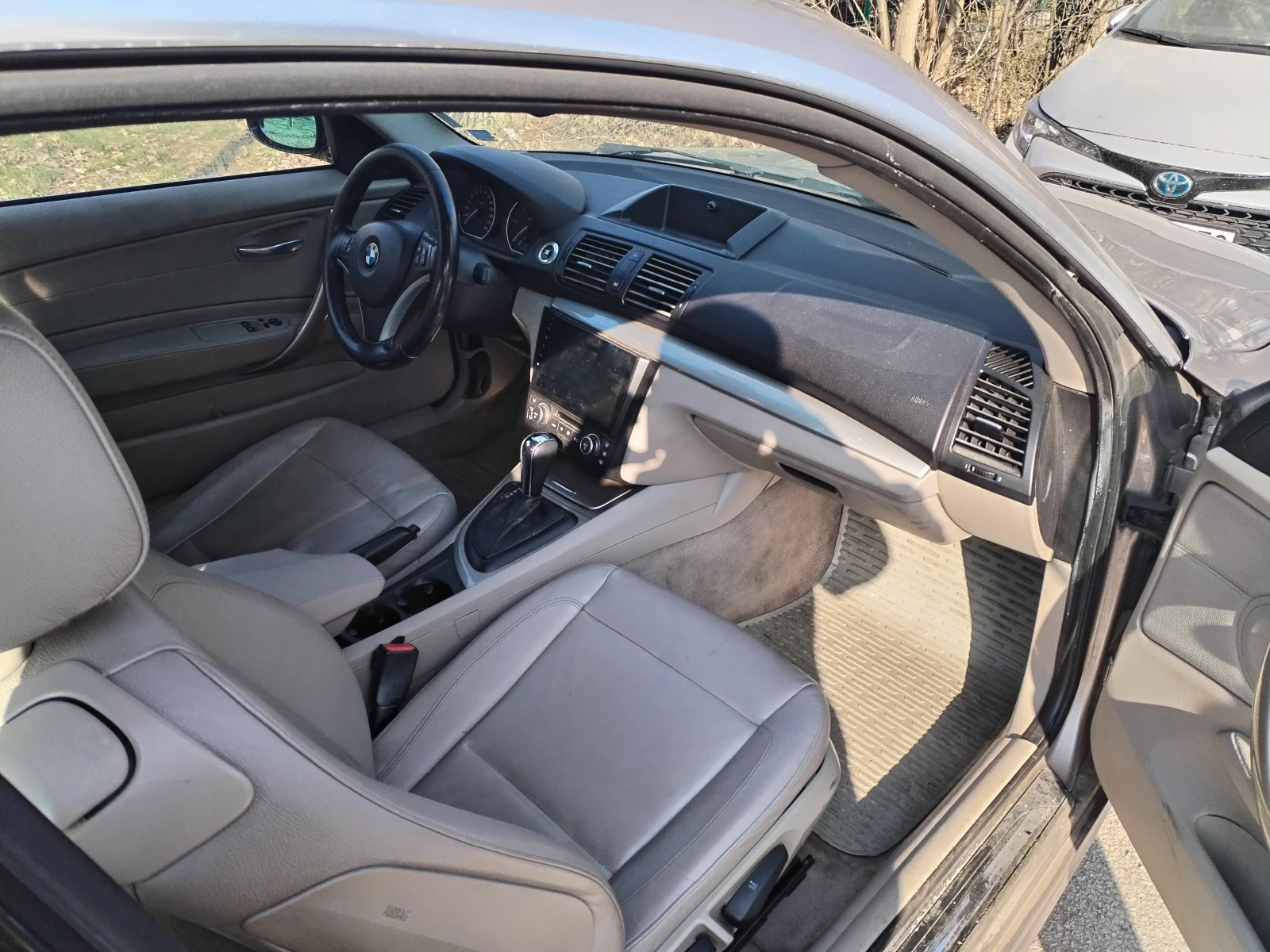 BMW 120 2.0 D КУПЕ, снимка 9 - Автомобили и джипове - 54045617