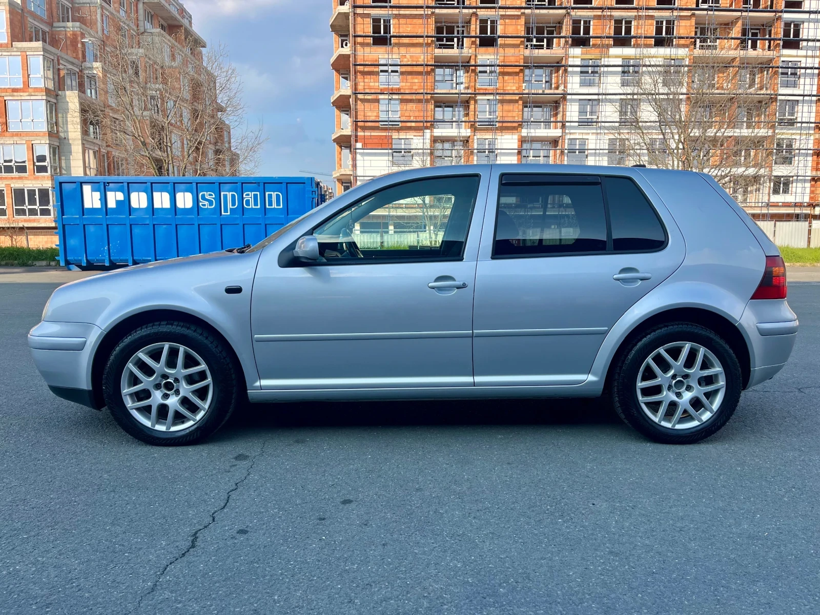 VW Golf 1.9TDI 101кс * Обслужена * , снимка 6 - Автомобили и джипове - 54238859