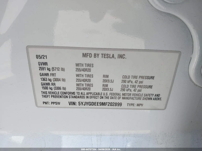 Tesla Model Y Long Range Dual Motor All-Wheel Drive, снимка 9 - Автомобили и джипове - 54352903