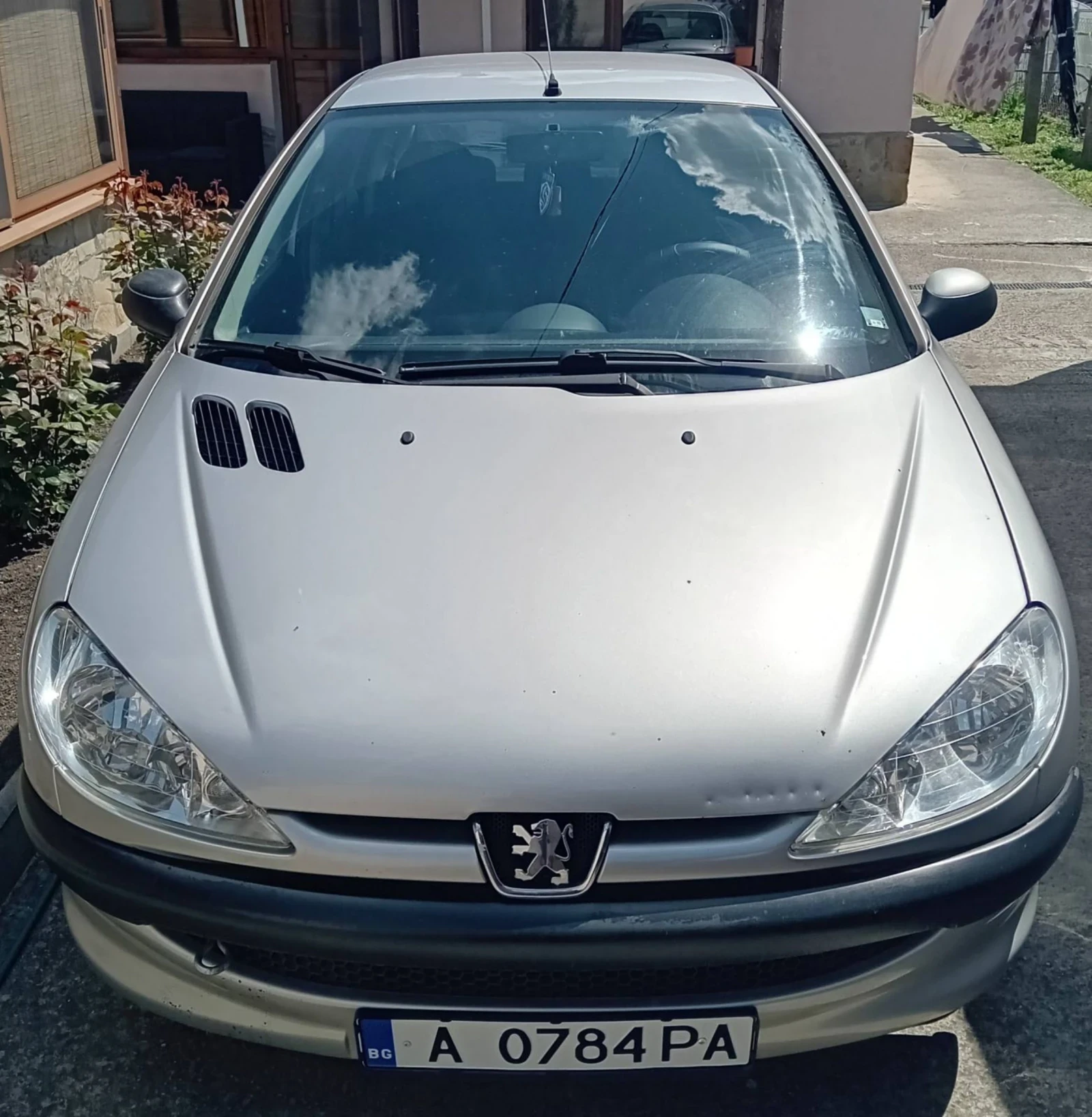 Peugeot 206