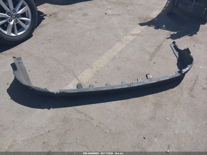 Toyota Camry 2.5l Le, снимка 12 - Автомобили и джипове - 54490536