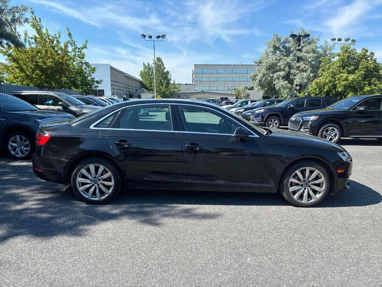 Audi A4 * Technik * CARFAX * ЦЕНА ДО БГ, снимка 4 - Автомобили и джипове - 55051742