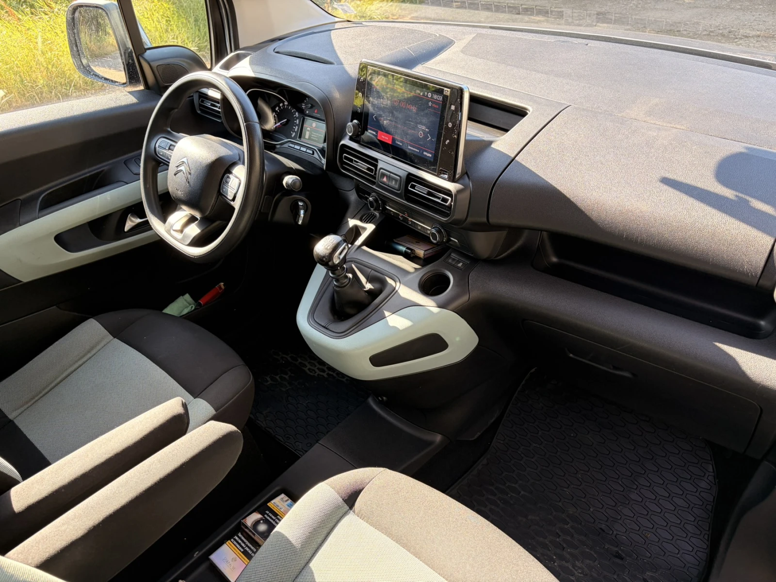Citroen Berlingo K9, снимка 14 - Автомобили и джипове - 55146809