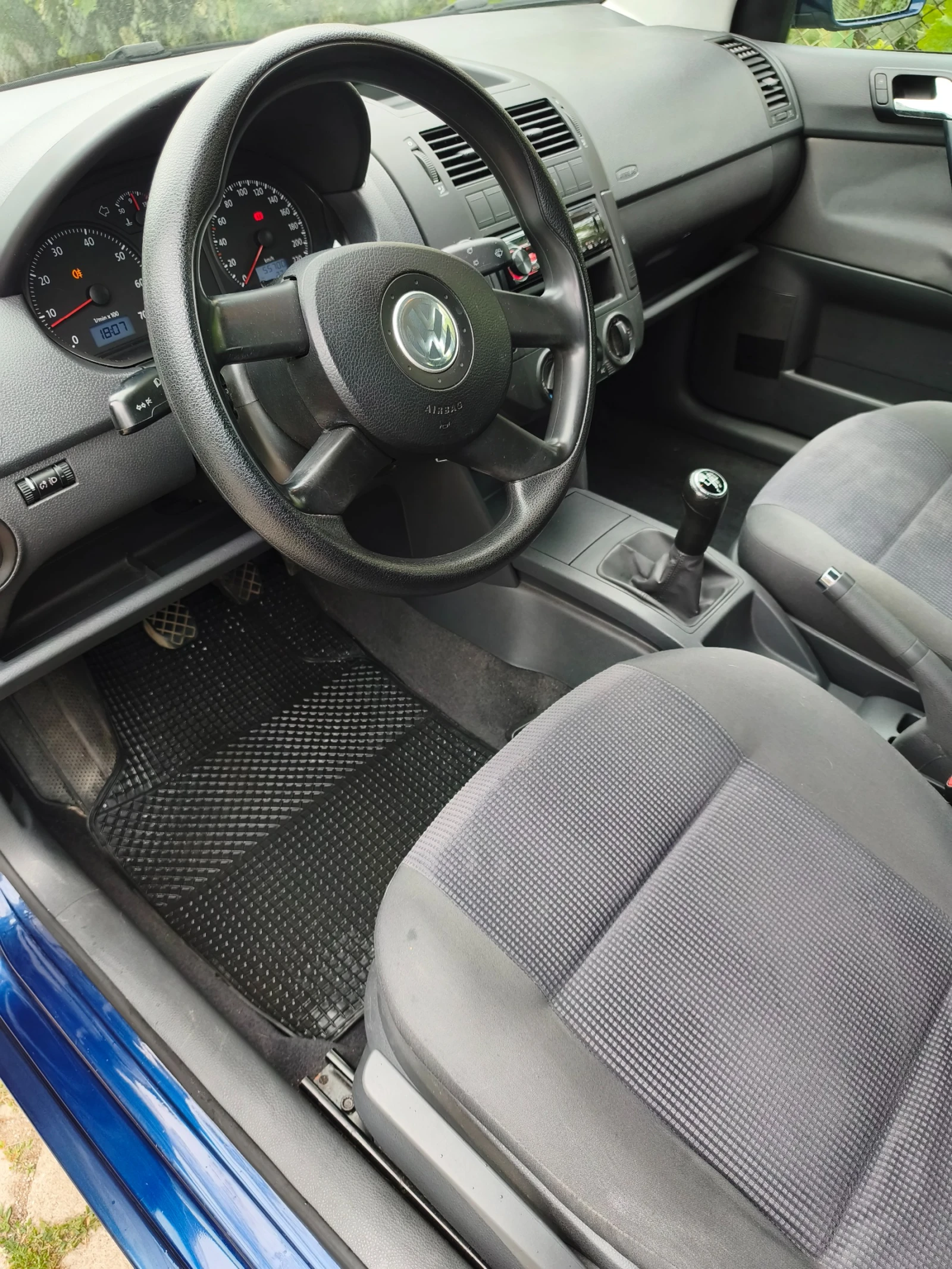 VW Polo 1.2, снимка 9 - Автомобили и джипове - 55408366