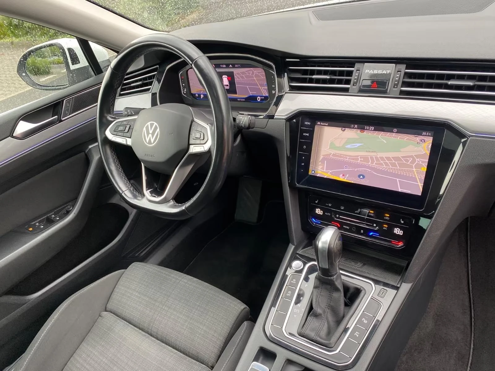 VW Passat 2.0TDI/150 PS, снимка 9 - Автомобили и джипове - 55419545