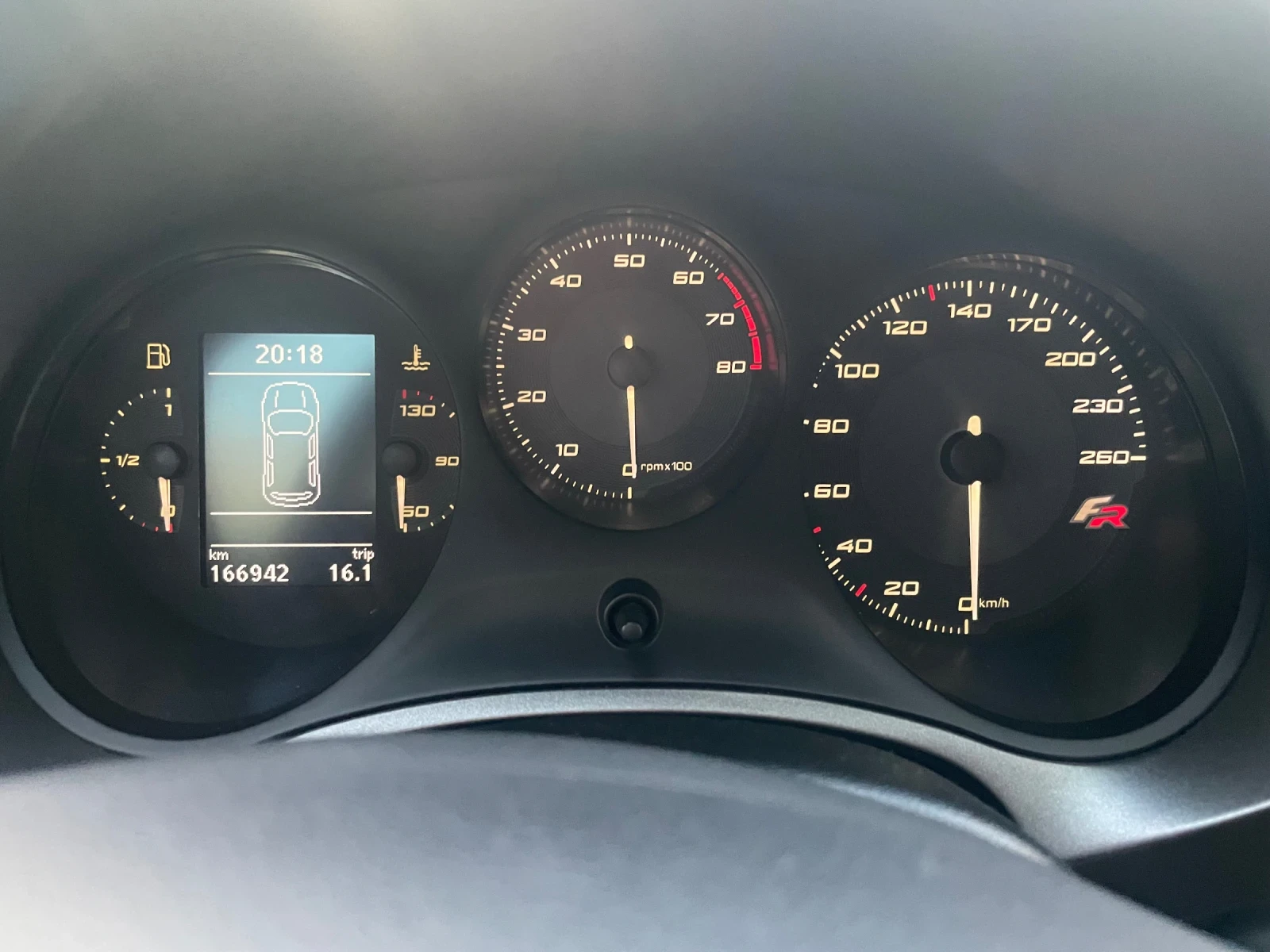 Seat Leon FR 2.0 TSI, снимка 9 - Автомобили и джипове - 55630950