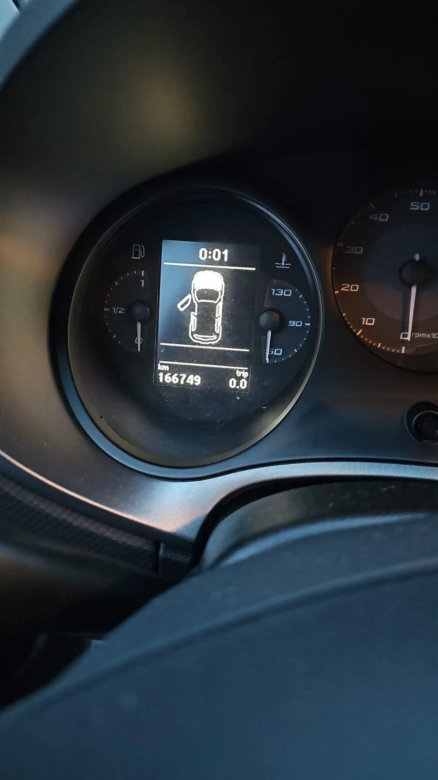 Seat Leon FR 2.0 TFSI, снимка 9 - Автомобили и джипове - 55630950