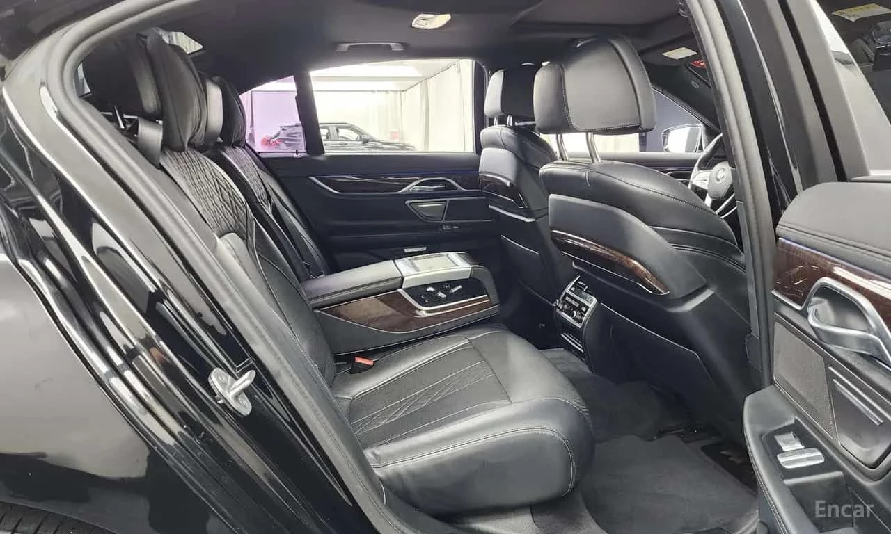 BMW 730 d xDrive | АВТОФИНАНСИРАНЕ , снимка 12 - Автомобили и джипове - 55729056