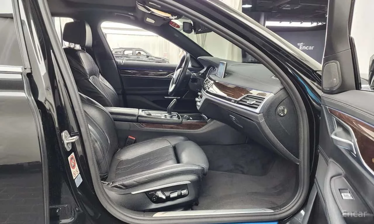 BMW 730 d xDrive | АВТОФИНАНСИРАНЕ , снимка 11 - Автомобили и джипове - 55729056
