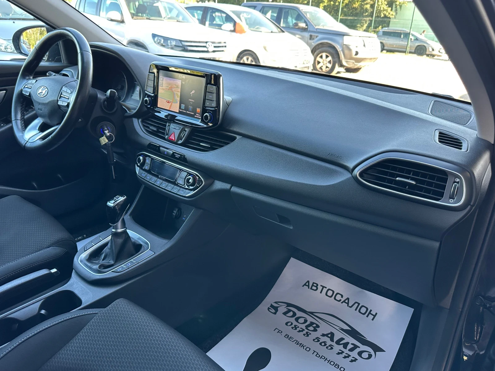 Hyundai I30 1.6CRDI-LANE ASSIST-LED-NAVI-CAMERA, снимка 14 - Автомобили и джипове - 55946761