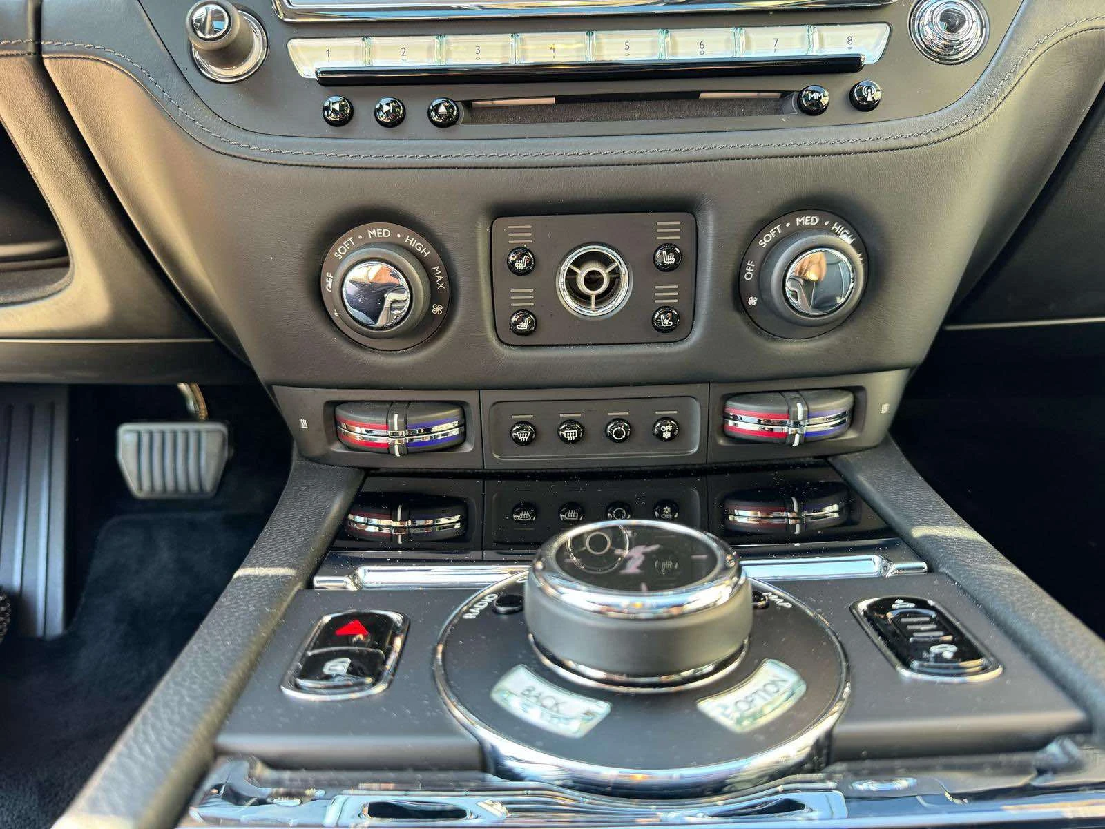Rolls-Royce Ghost, снимка 11 - Автомобили и джипове - 56002668
