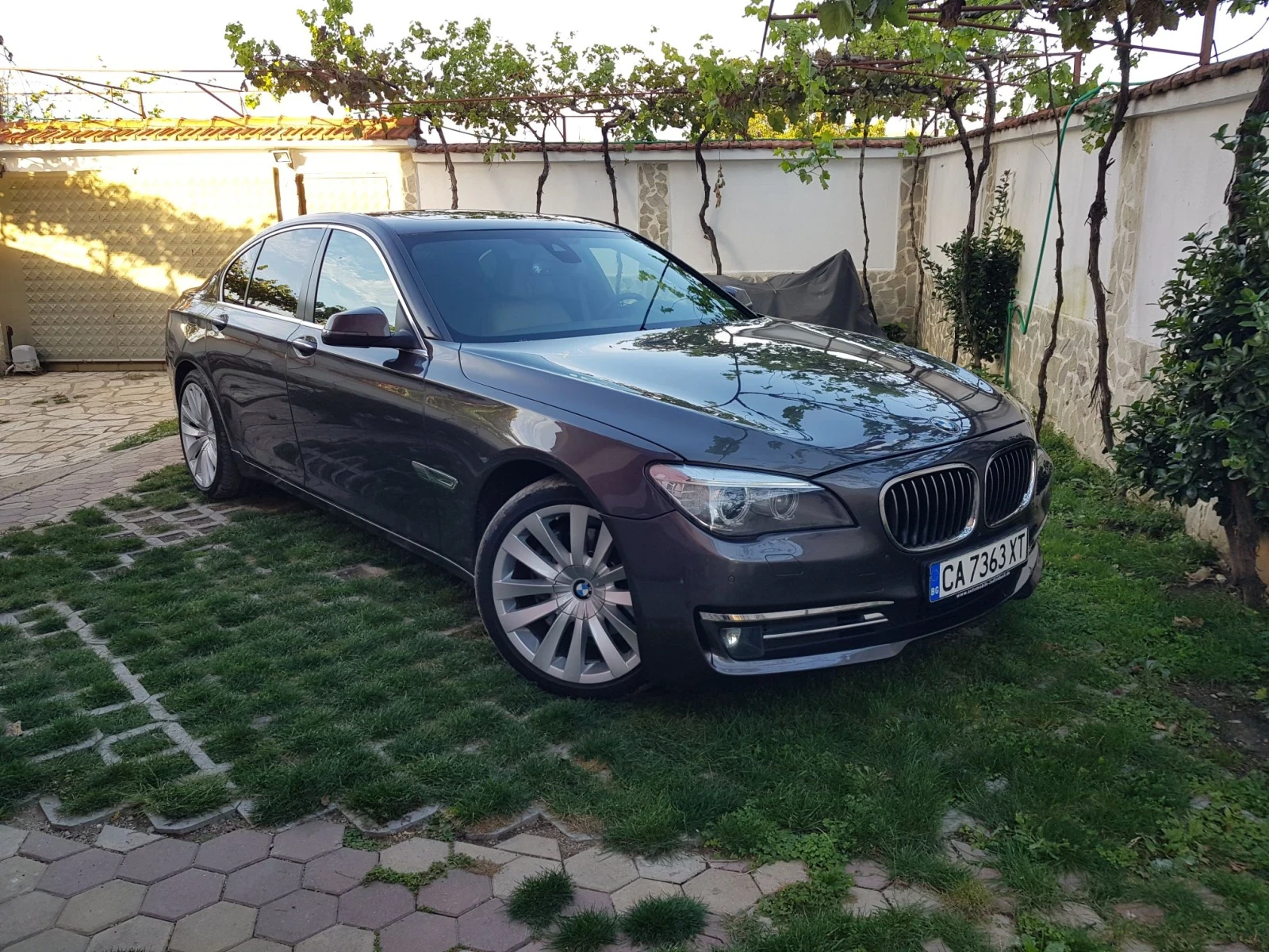 BMW 730 3.00 xdrive face, снимка 2 - Автомобили и джипове - 56165453