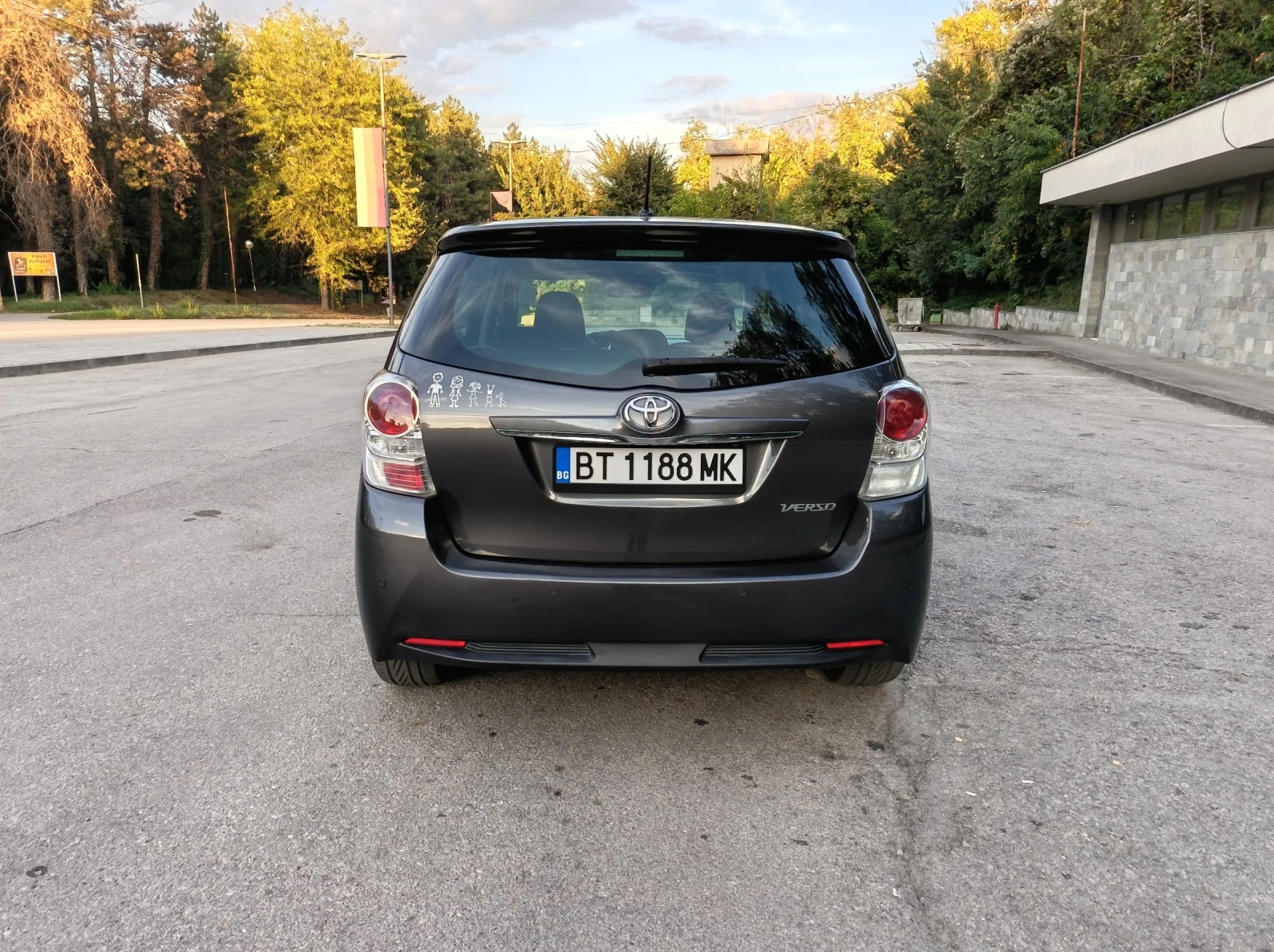 Toyota Verso 1.6-132 ��� �������� Facelift | Mobile.bg � ����������� 4