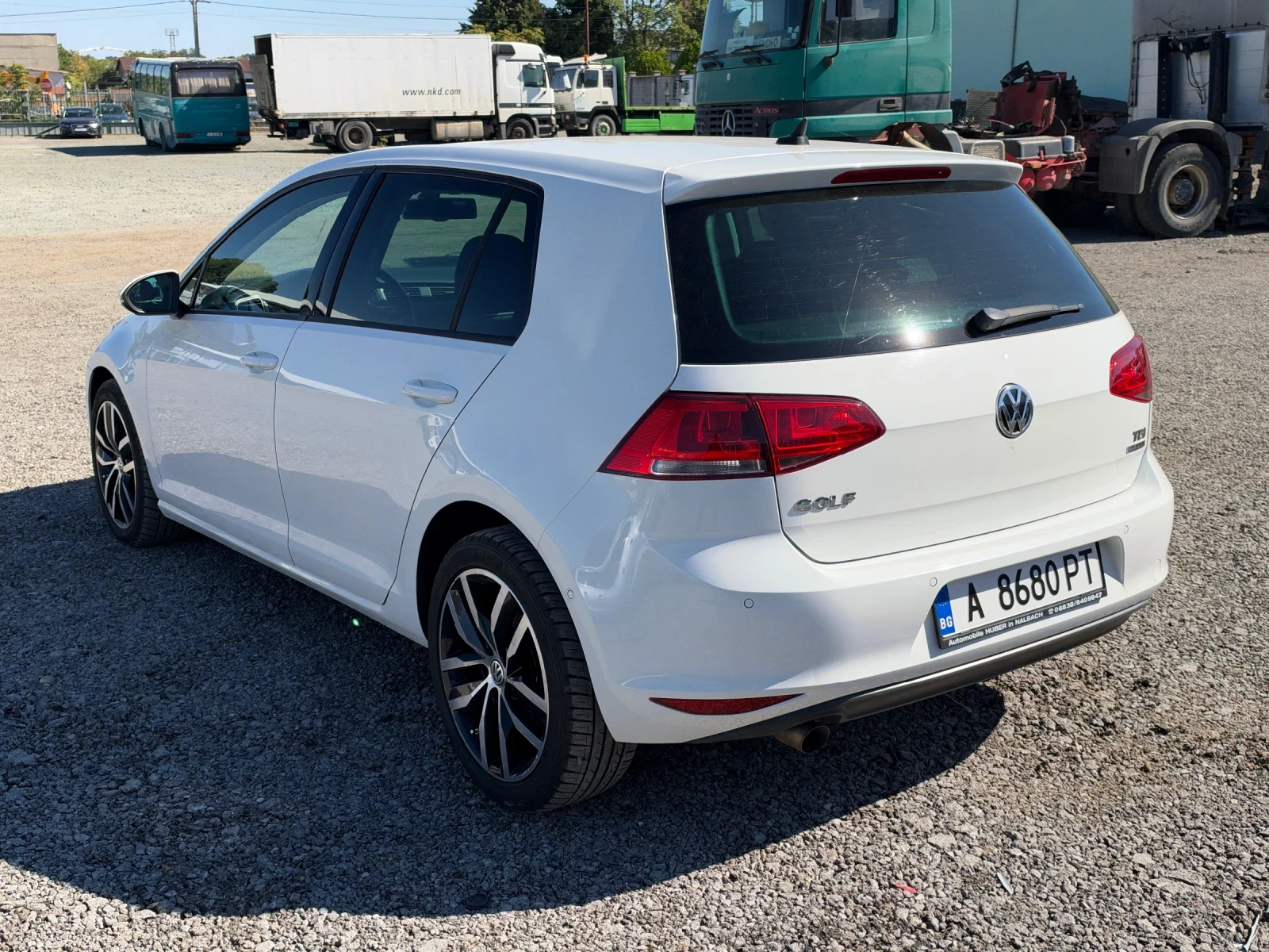 VW Golf 1.6TDI , снимка 7 - Автомобили и джипове - 56443593