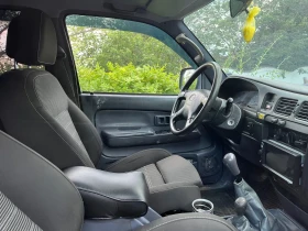 Toyota Hilux 2.5 D4D, снимка 2
