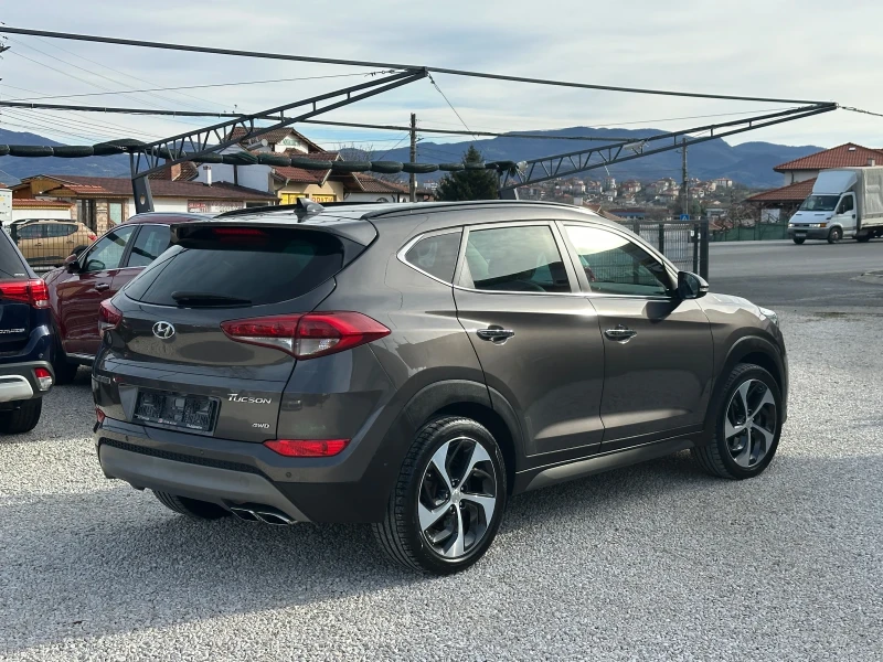 Hyundai Tucson Premium* 4WD* Панорама* Камера* Full LED* , снимка 5 - Автомобили и джипове - 53043675